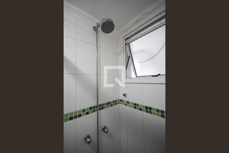 Apartamento à venda com 61m², 3 quartos e 1 vaga Apartamento à venda com 61m², 3 quartos e 1 vagaChuveiro do Banheiro