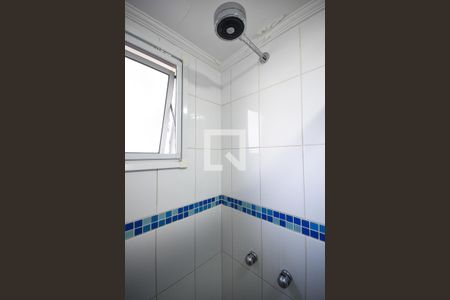Apartamento à venda com 61m², 3 quartos e 1 vaga Apartamento à venda com 61m², 3 quartos e 1 vagaChuveiro do Banheiro da Suíte