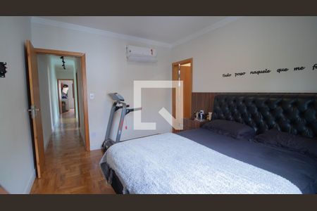 Casa à venda com 210m², 4 quartos e 3 vagas