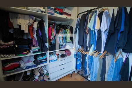 Casa à venda com 210m², 4 quartos e 3 vagas