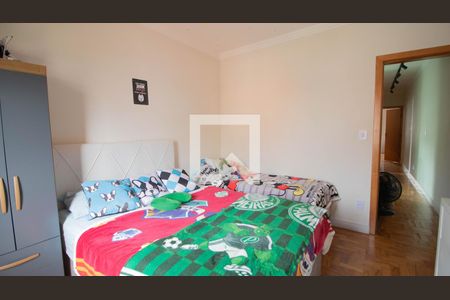 Casa à venda com 210m², 4 quartos e 3 vagas