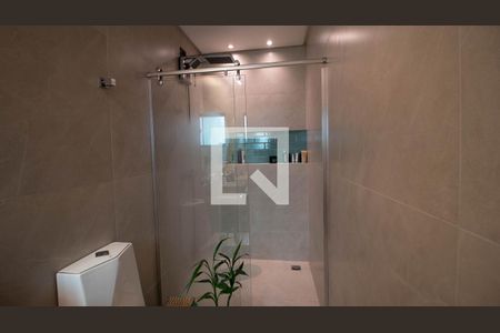 Casa à venda com 210m², 4 quartos e 3 vagas