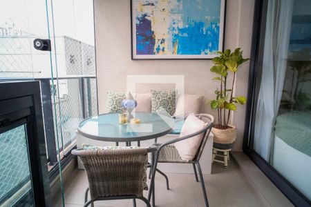 Studio para alugar com 25m², 1 quarto e sem vaga Studio para alugar com 25m², 1 quarto e sem vagaVaranda