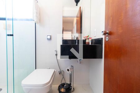 Apartamento à venda com 75m², 2 quartos e 1 vaga Apartamento à venda com 75m², 2 quartos e 1 vagaBanheiro