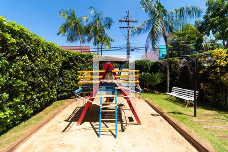 Apartamento à venda com 75m², 2 quartos e 1 vaga Apartamento à venda com 75m², 2 quartos e 1 vagaÁrea comum - Playground