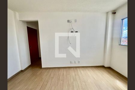 Sala de apartamento à venda com 2 quartos, 55m² em Chácara Contagem, Contagem