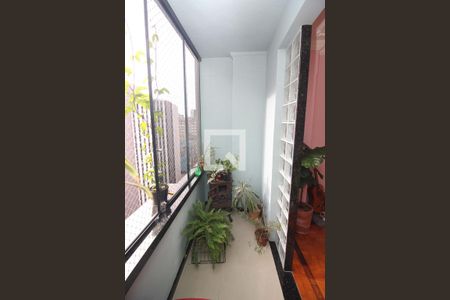 Apartamento à venda com 135m², 3 quartos e sem vaga Apartamento à venda com 135m², 3 quartos e sem vagaVaranda da Sala