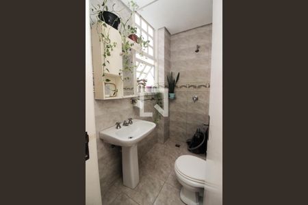 Apartamento à venda com 135m², 3 quartos e sem vaga Apartamento à venda com 135m², 3 quartos e sem vagaBanheiro da Suíte