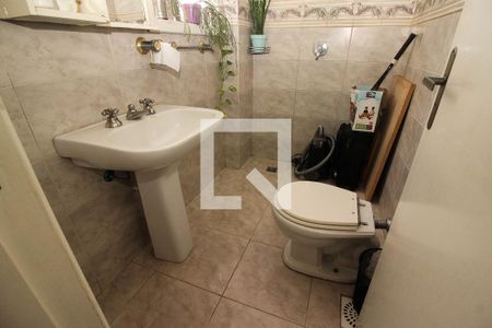 Apartamento à venda com 135m², 3 quartos e sem vaga Apartamento à venda com 135m², 3 quartos e sem vagaBanheiro da Suíte