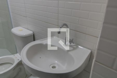 Banheiro de casa para alugar com 1 quarto, 40m² em Jardim Nordeste, São Paulo