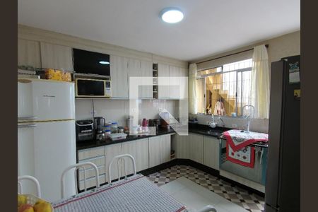 Casa à venda com 144m², 3 quartos e 4 vagasCozinha