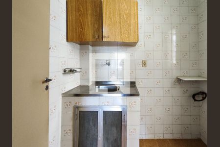 Apartamento à venda com 30m², 1 quarto e sem vaga Apartamento à venda com 30m², 1 quarto e sem vagaCozinha e Área de Serviço