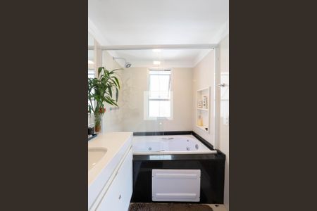 Apartamento para alugar com 50m², 1 quarto e 1 vaga Apartamento para alugar com 50m², 1 quarto e 1 vagaBanheiro da Suíte