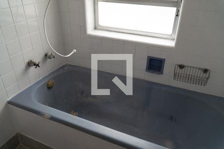 Apartamento para alugar com 105m², 2 quartos e sem vagaBanheiro