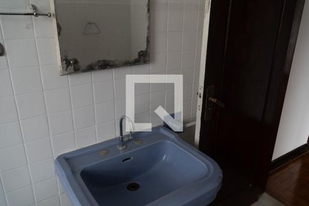 Apartamento para alugar com 105m², 2 quartos e sem vagaBanheiro