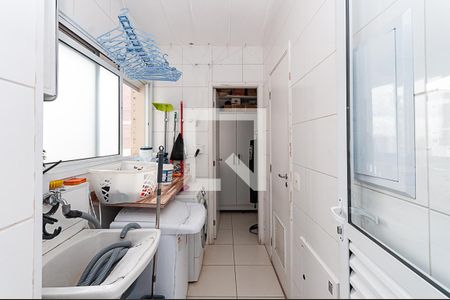 Apartamento à venda com 128m², 4 quartos e 2 vagas Apartamento à venda com 128m², 4 quartos e 2 vagasÁrea de Serviço