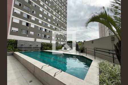 Apartamento para alugar com 34m², 2 quartos e sem vaga Apartamento para alugar com 34m², 2 quartos e sem vagaÁrea comum - Piscina