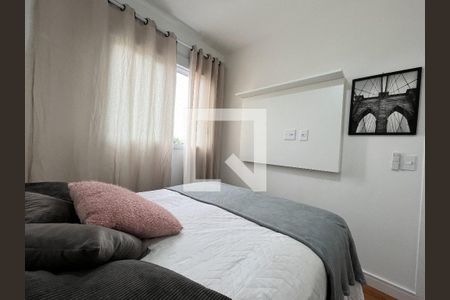 Quarto 1 de apartamento para alugar com 2 quartos, 34m² em São Paulo, São Paulo
