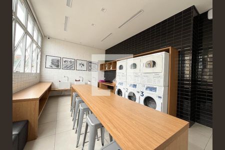 Apartamento para alugar com 34m², 2 quartos e sem vaga Apartamento para alugar com 34m², 2 quartos e sem vagaÁrea comum - Lavanderia