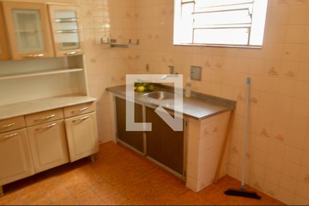 Casa para alugar com 509m², 5 quartos e 2 vagas Casa para alugar com 509m², 5 quartos e 2 vagasCozinha