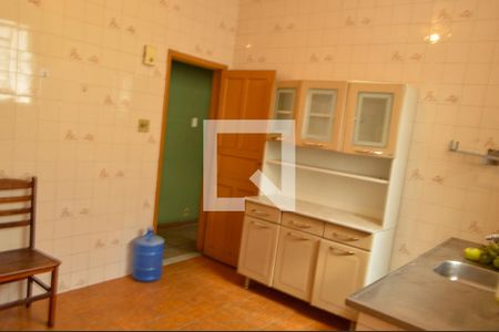 Casa para alugar com 509m², 5 quartos e 2 vagas Casa para alugar com 509m², 5 quartos e 2 vagasCozinha