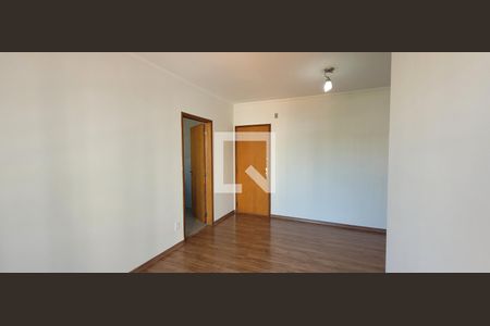 Sala  de apartamento à venda com 2 quartos, 88m² em Vila Itapura, Campinas