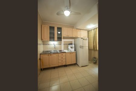 Apartamento para alugar com 98m², 3 quartos e sem vaga Apartamento para alugar com 98m², 3 quartos e sem vagaCozinha
