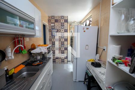Apartamento para alugar com 77m², 2 quartos e 1 vagaCozinha - Armários