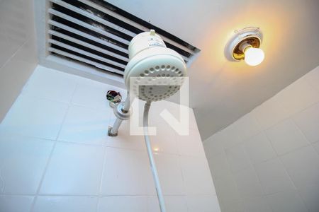 Apartamento para alugar com 77m², 2 quartos e 1 vagaChuveiro