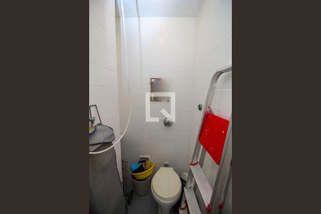 Apartamento para alugar com 77m², 2 quartos e 1 vagaBanheiro de Serviço