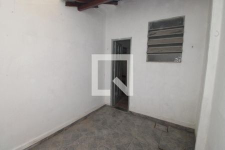 Quintal de casa para alugar com 2 quartos, 70m² em Oswaldo Cruz, Rio de Janeiro
