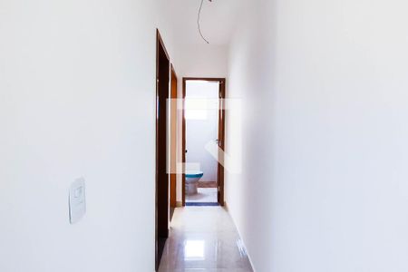 Corredor de apartamento à venda com 2 quartos, 87m² em Jardim das Maravilhas, Santo André
