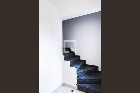 Apartamento à venda com 87m², 2 quartos e 1 vagaEscada