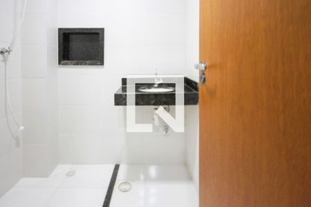 Banheiro de apartamento à venda com 1 quarto, 29m² em Vila Prudente, São Paulo