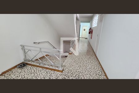Apartamento para alugar com 110m², 3 quartos e 1 vagaEscada
