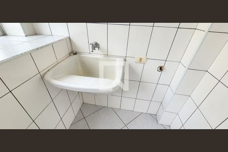Apartamento para alugar com 110m², 3 quartos e 1 vagaÁrea de Serviço