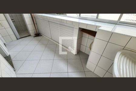 Apartamento para alugar com 110m², 3 quartos e 1 vagaÁrea de Serviço