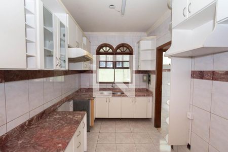 Casa à venda com 380m², 5 quartos e 2 vagasCozinha