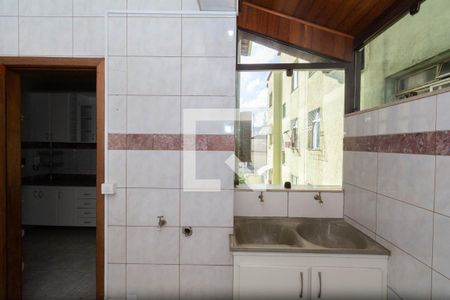 Casa à venda com 380m², 5 quartos e 2 vagasÁrea de Serviço 1