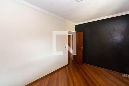 Casa à venda com 380m², 5 quartos e 2 vagasQuarto 1