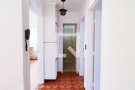 Corredor de apartamento para alugar com 2 quartos, 55m² em Parque Erasmo Assunção, Santo André
