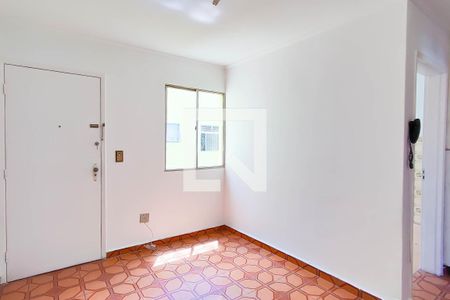 Sala de apartamento para alugar com 2 quartos, 55m² em Parque Erasmo Assunção, Santo André