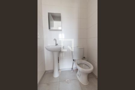 Apartamento para alugar com 39m², 2 quartos e sem vaga Apartamento para alugar com 39m², 2 quartos e sem vagaBanheiro