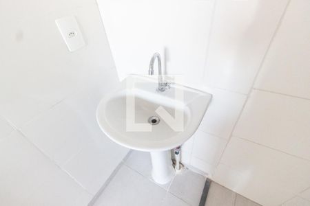 Apartamento para alugar com 40m², 2 quartos e sem vaga Apartamento para alugar com 40m², 2 quartos e sem vagaBanheiro