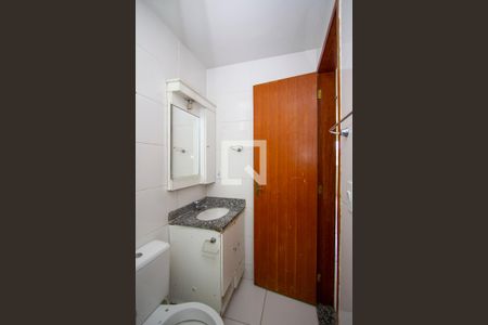 Casa de condomínio para alugar com 90m², 2 quartos e 1 vaga Casa de condomínio para alugar com 90m², 2 quartos e 1 vagaBanheiro