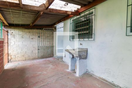 Casa para alugar com 50m², 1 quarto e 1 vagaÁrea de Serviço
