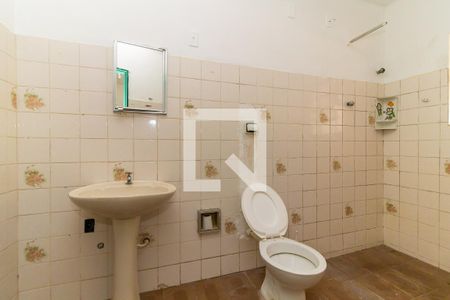 Banheiro de casa para alugar com 1 quarto, 50m² em Parada Xv de Novembro, São Paulo