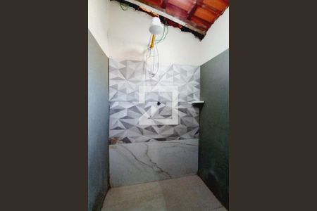 Casa à venda com 160m², 4 quartos e 2 vagasBanheiro