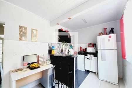 Casa à venda com 160m², 4 quartos e 2 vagasCozinha 