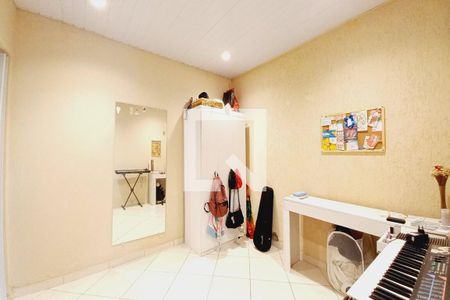 Casa à venda com 160m², 4 quartos e 2 vagasQuarto 4 